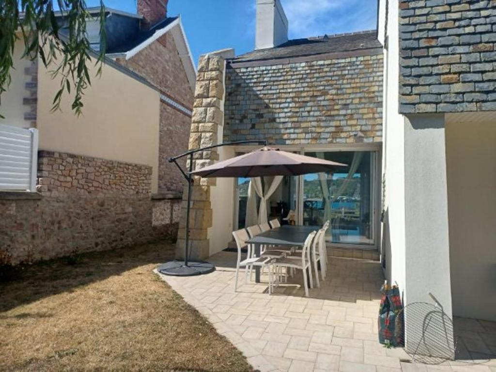 Ker Paul Et Ker Julien- Appartements Vue Mer Erquy Exteriör bild